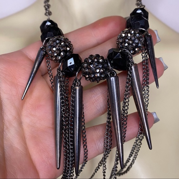 ❌ SOLD ❌ nordstrom black spike crystal necklace - Picture 3 of 6